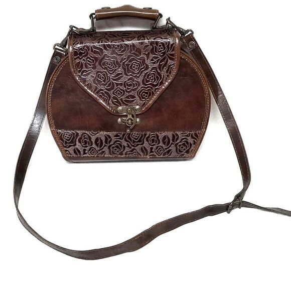 Vintage Handbags - VINTAGE 60s Leather Floral Swing Latch Saddle Bag